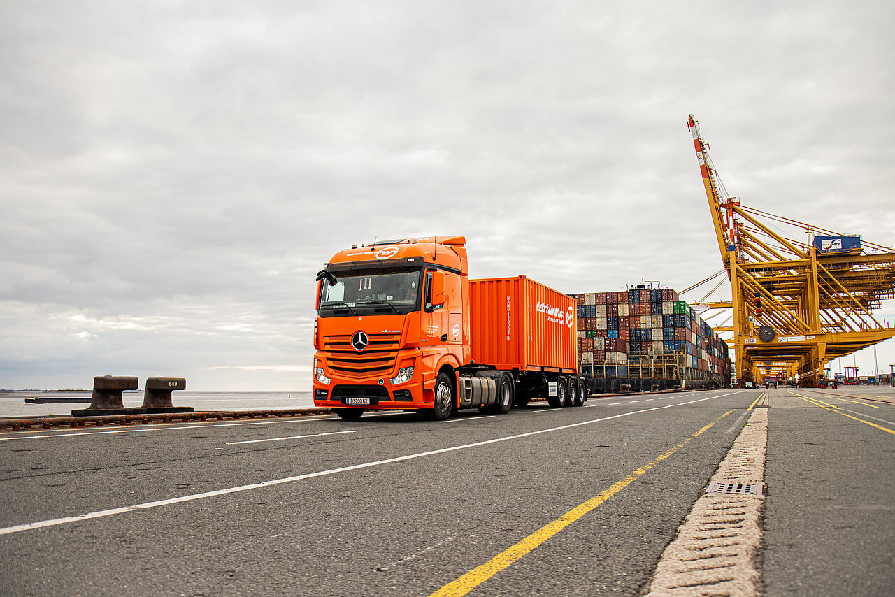 Pomorski transport